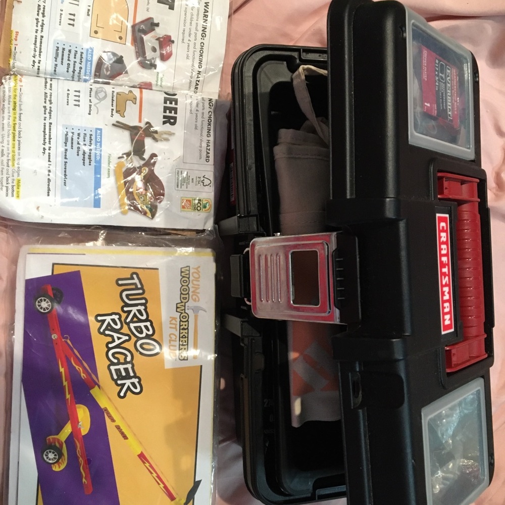 Loaded Craftsmans tool box - Picture 4 of 7